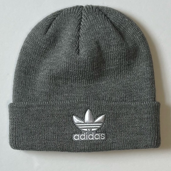 3/$30 Adidas Originals Logo Beanie Cap Gray White Trefoil Folded Cuff Hat NEW - Picture 2 of 7